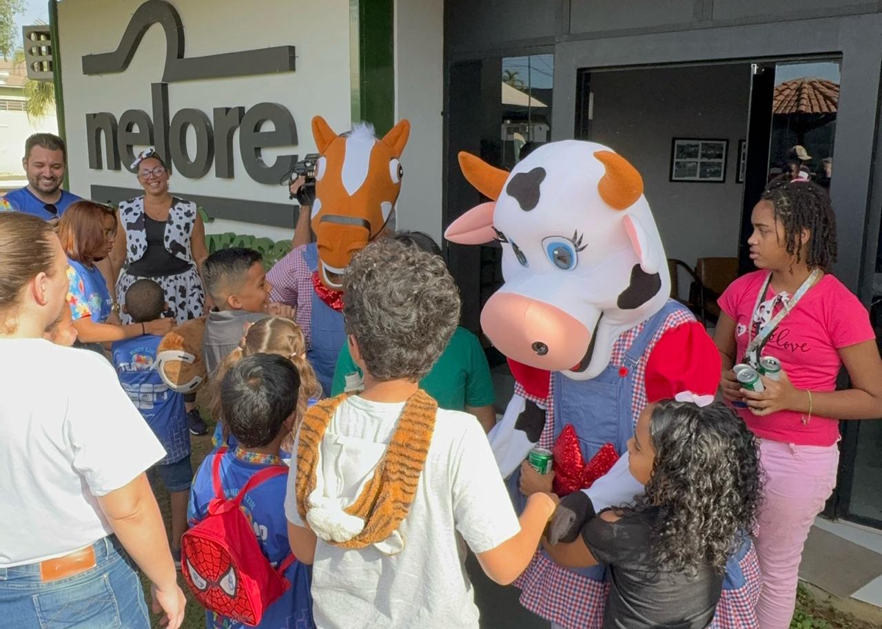 “LUTANDO PELO FUTURO” É APRESENTADO A PECUARISTAS